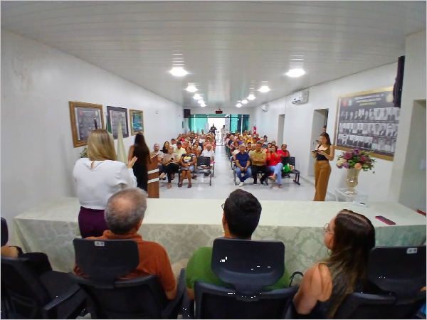Prefeitura de Areial celebra avanço na saúde com entrega de medicação do CEDMEX no município